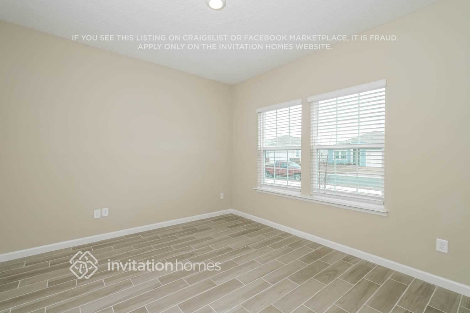 Building Photo - 9422 Lovage Ln