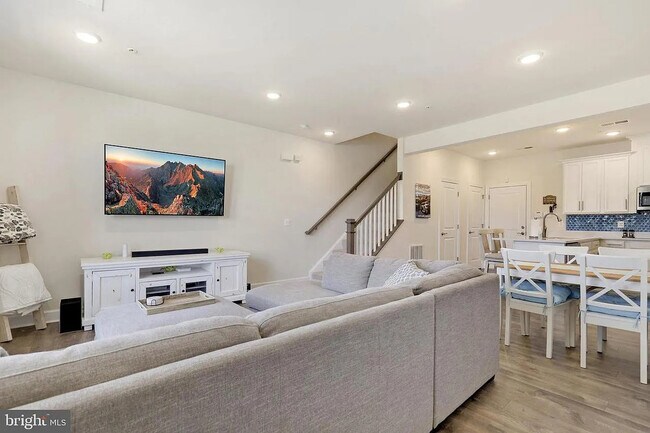 Building Photo - 10342 Ratcliffe Trl