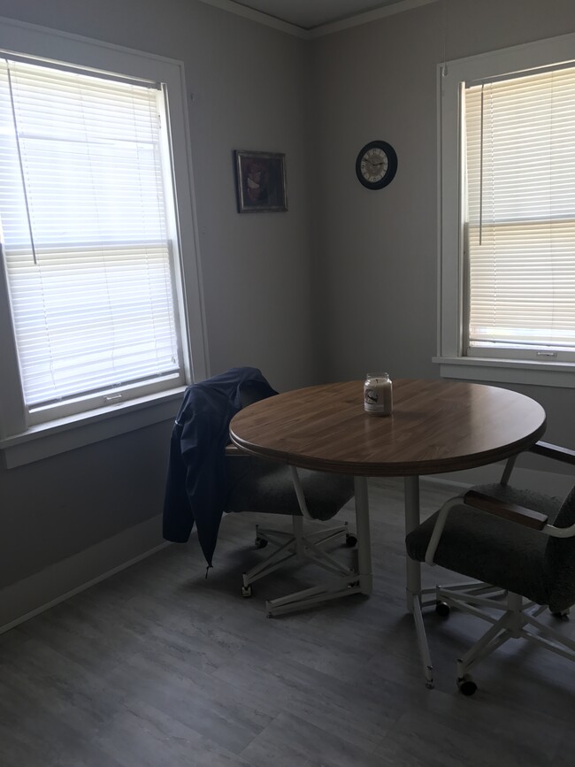 Dining room - 1522 7th Ave