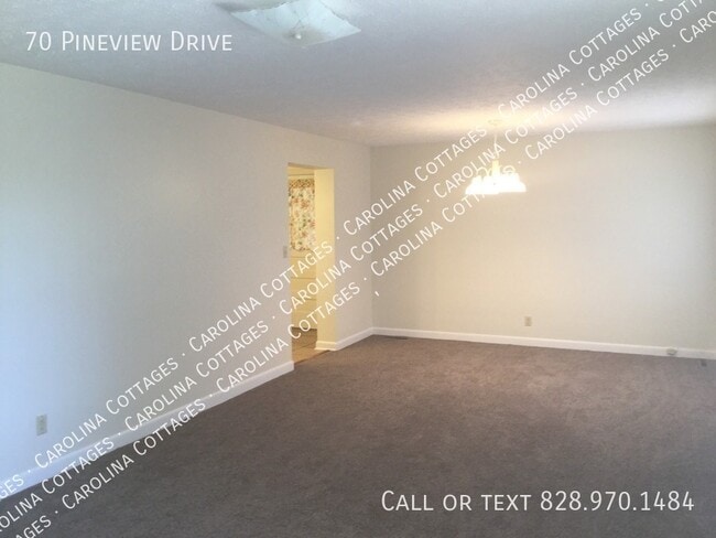 Building Photo - 70 Pine View Dr