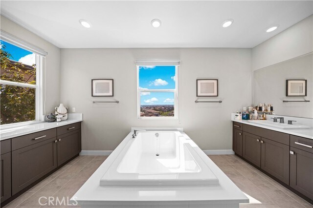 Building Photo - 539 Serrano Summit Dr