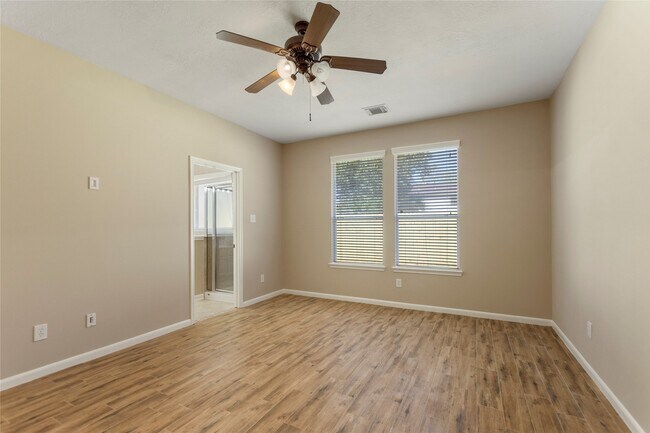Building Photo - 11723 Cypress Creek Forest Dr