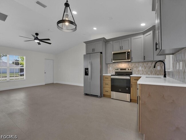 Building Photo - 2509 Academy Blvd