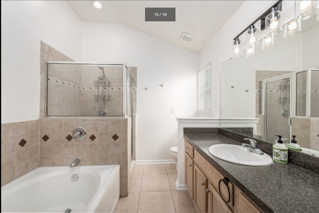 Building Photo - 12772 Ayrshire Ct