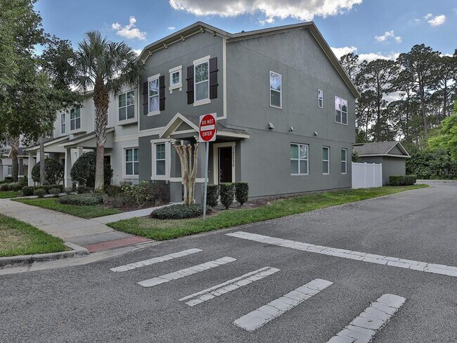Building Photo - 12230 Langstaff Dr