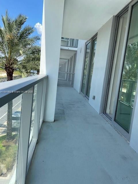 Building Photo - 2000 Metropica Wy