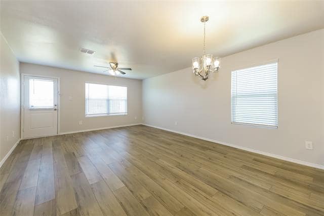 Building Photo - 2311 Alcantara Ave