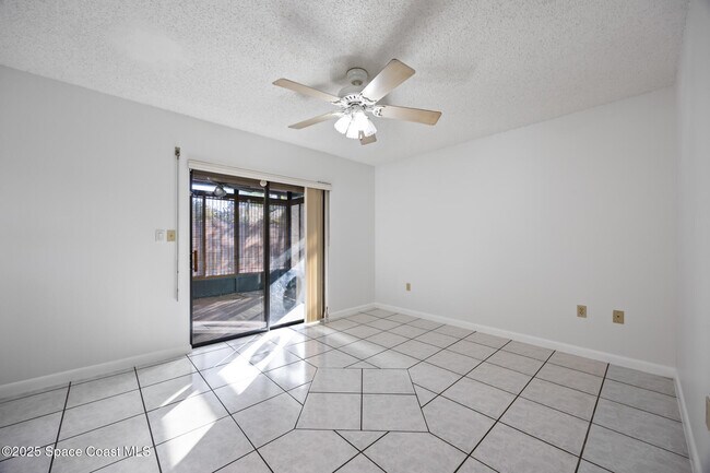 Building Photo - 123 Adams Ave