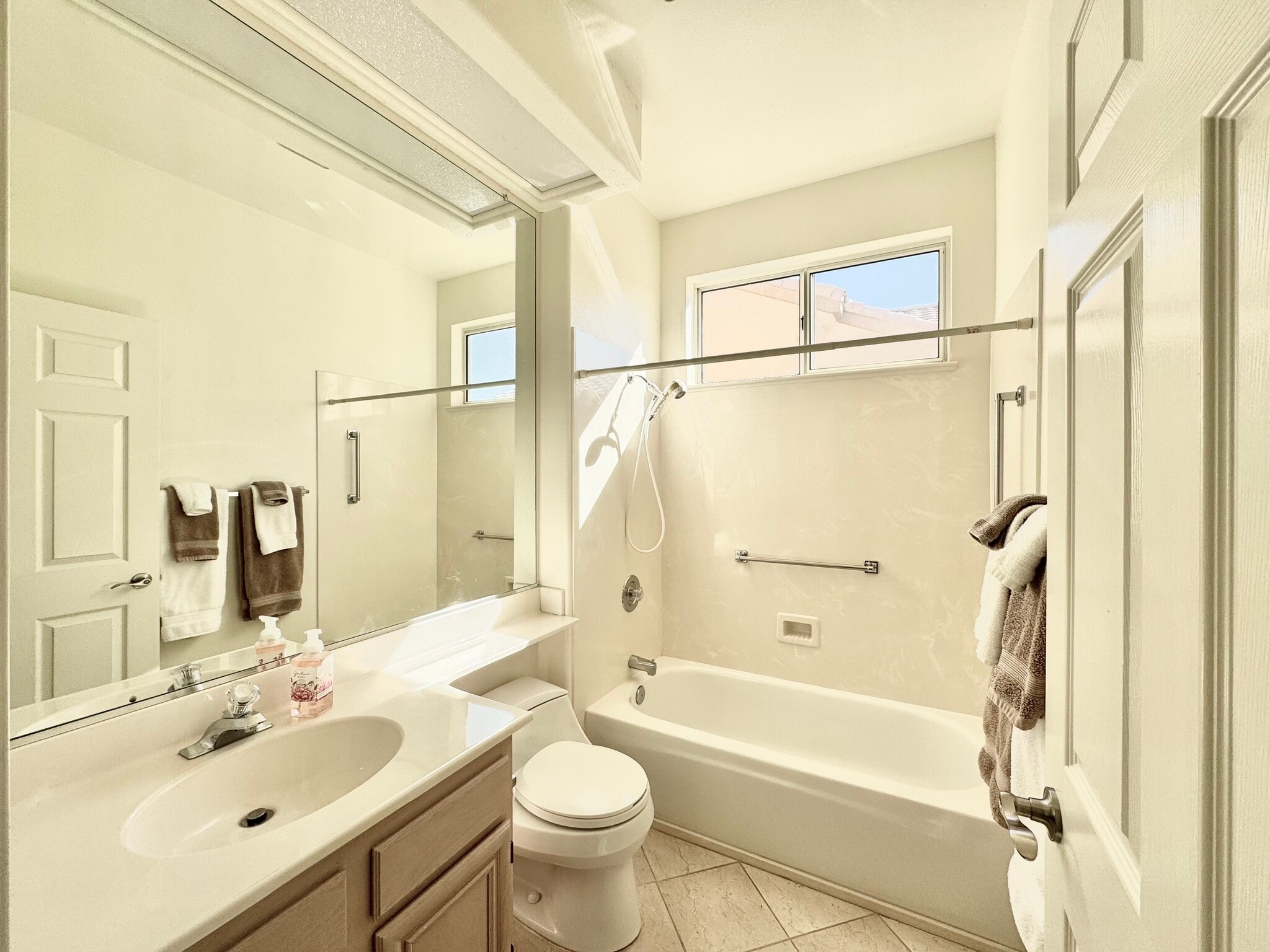 2nd bathroom - 78278 Desert Willow Dr