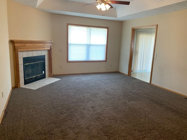 Building Photo - 3 Bed 2 Bath house for rent!!