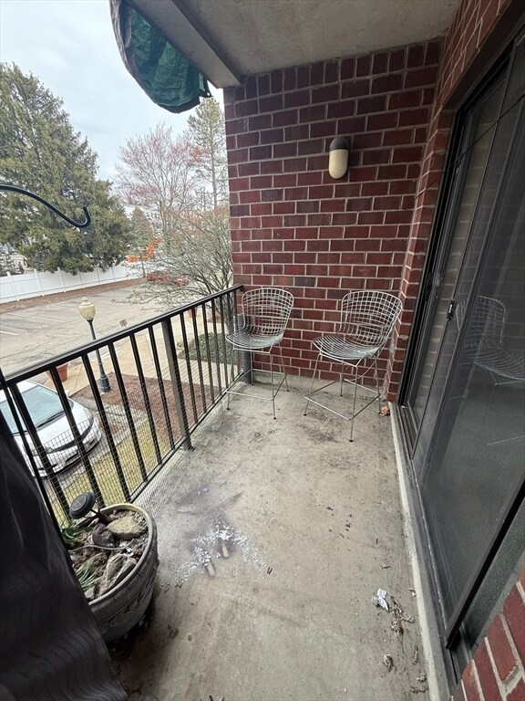 Building Photo - 14 Heron St