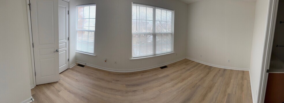 Building Photo - 1496 Artisan Ct