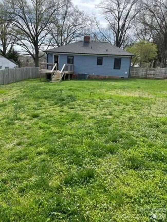 Building Photo - Coming Soon: T.R. Lawing Realty Property