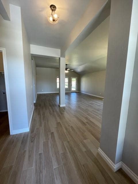 Building Photo - 382 Park Ln