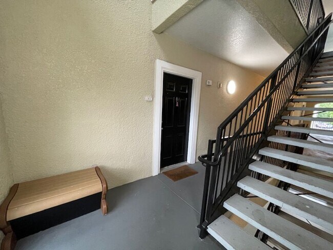 Building Photo - Gardens of Bridgehampton