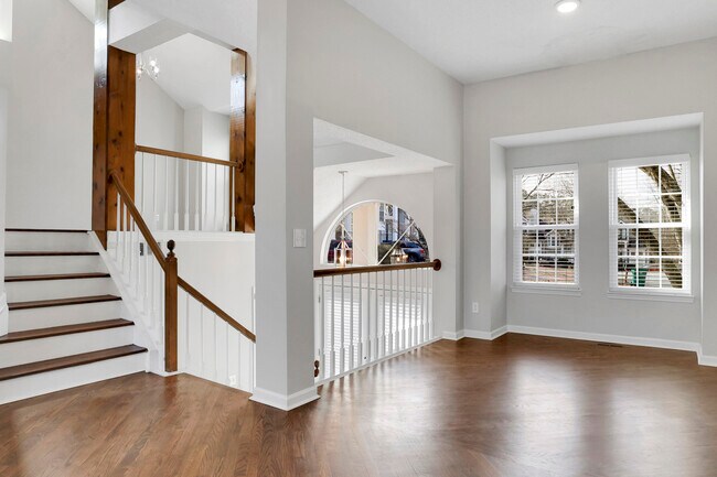 Building Photo - 2250 Goodwood Blvd SE