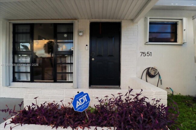 Building Photo - 7551 Polk St