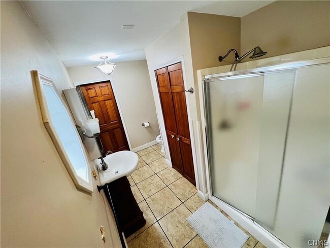 Building Photo - 130 East Ave