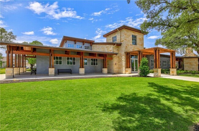 Building Photo - 100 Brady Creek Wy