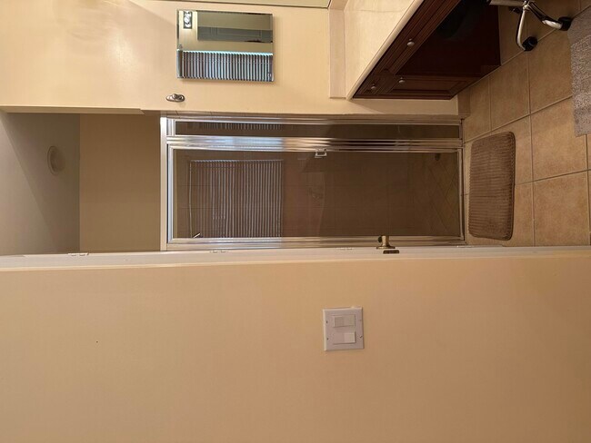 Building Photo - 73 Mulberry Grove Rd