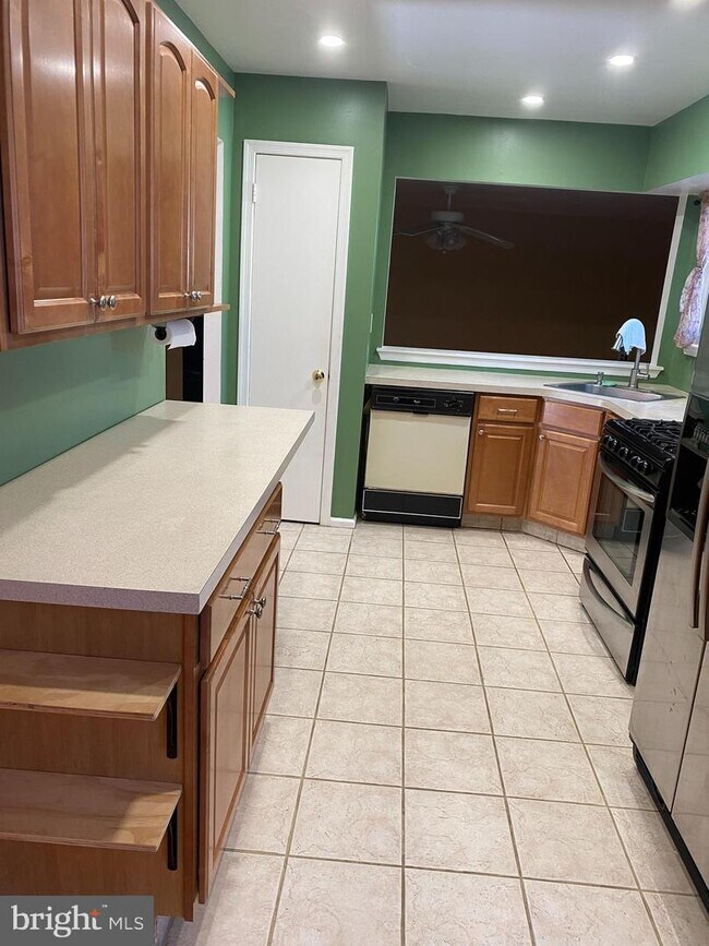 Building Photo - 109 Drayton Cir