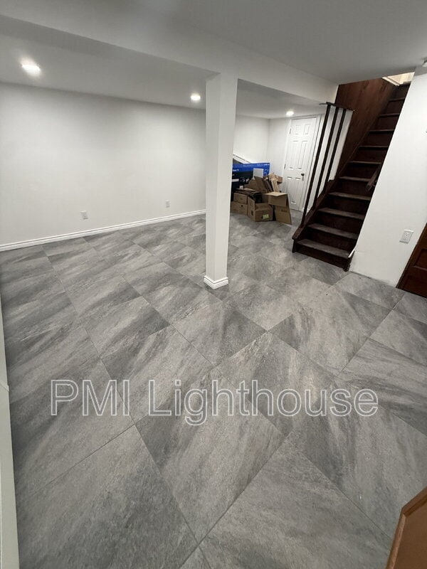 Building Photo - 115 8th Ave