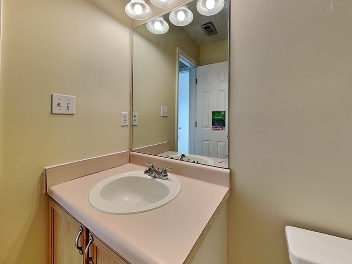 Building Photo - 2770 Field Spring Dr