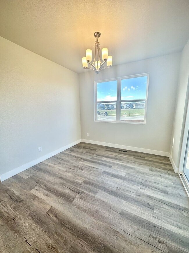 Building Photo - 4873 Crivelli Ct