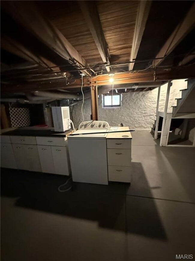 Building Photo - 5428 Nottingham Ave