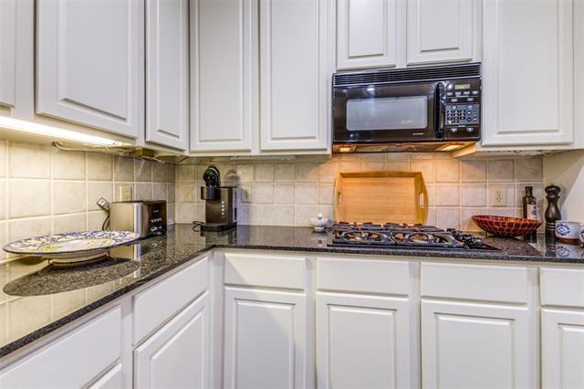 Building Photo - 3535 Gillespie St