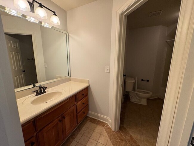 Building Photo - Eagle Ridge Golf Club!