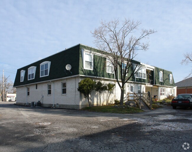 Building Photo - The Executive Building