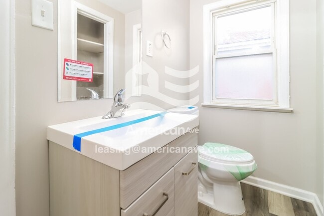 Building Photo - 16708 Avon Ave