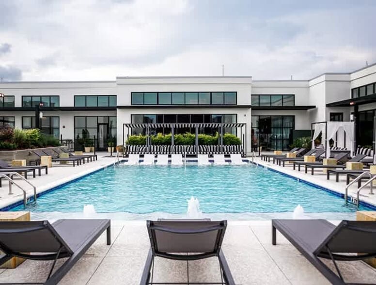 Building Photo - 1050 Howell Mill Rd NW