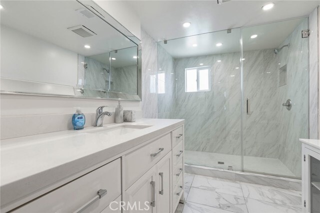 Building Photo - 2028 E Cienega Ave