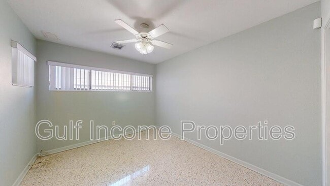 Building Photo - 3111 26th St W