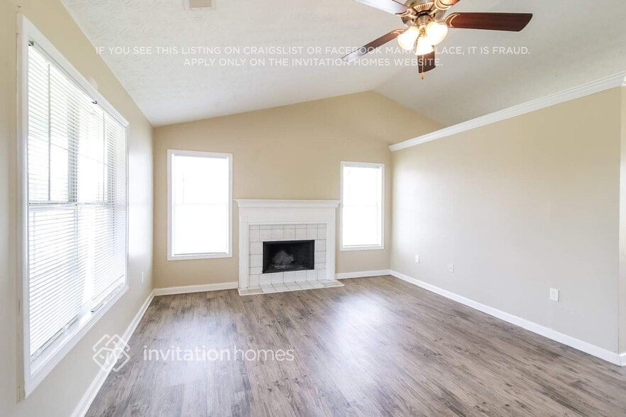 Building Photo - 295 Claremont Dr