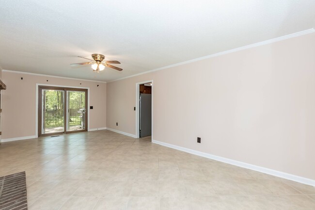 Building Photo - Sourwood