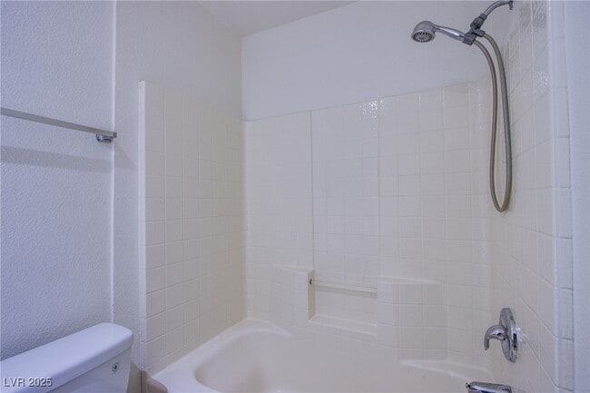 Building Photo - 3385 Cheyenne Gardens Way