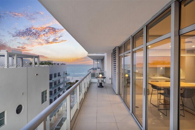 Building Photo - 3737 Collins Ave