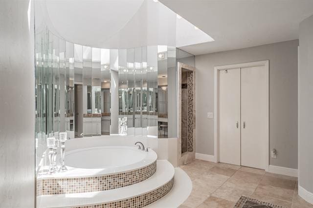 Building Photo - 16056 Chalfont Ct