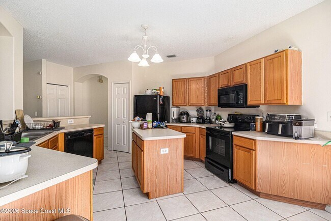 Building Photo - 3506 Mt Carmel Ln