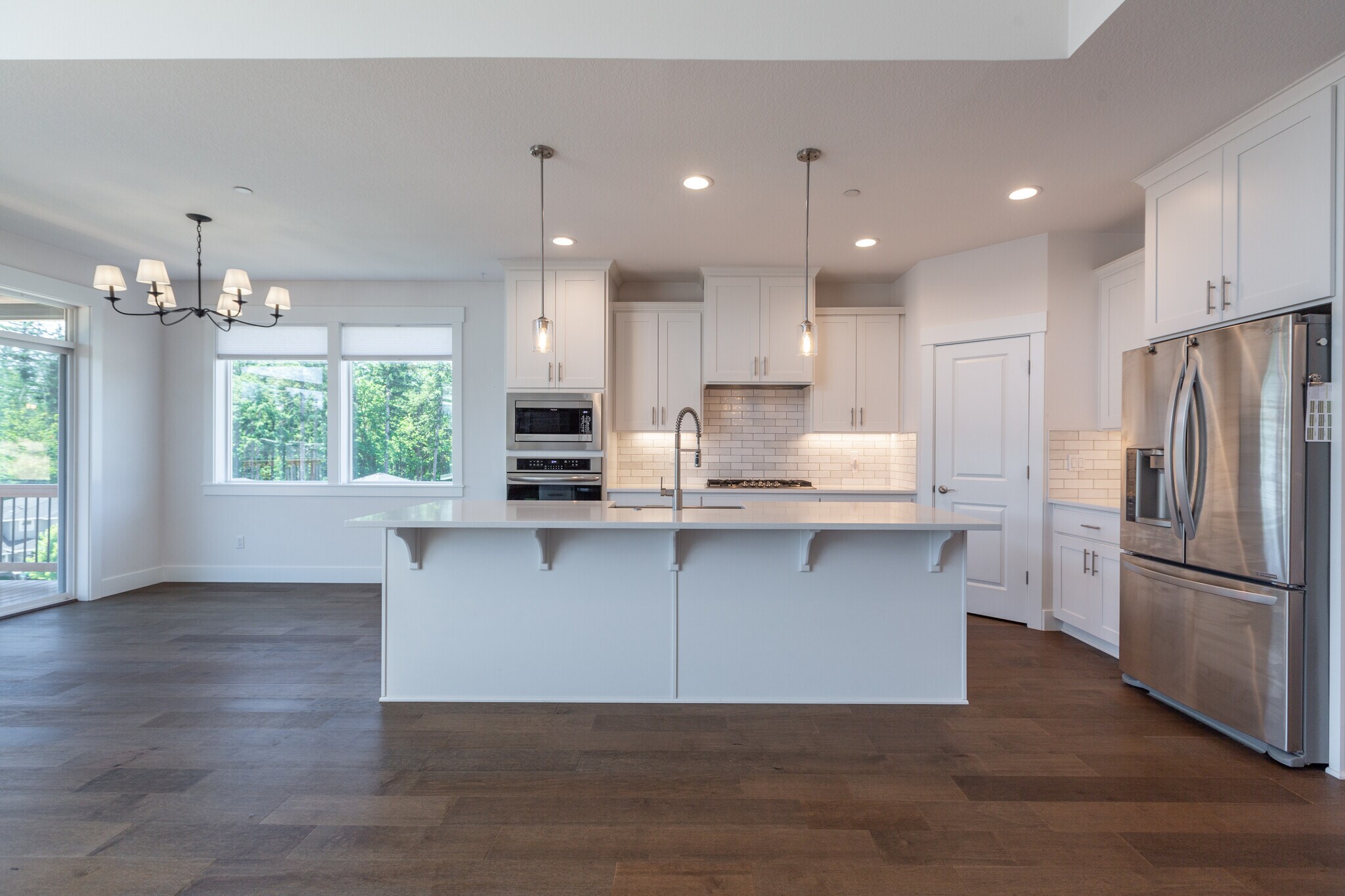 Kitchen - 3352 NE Spruce Dr