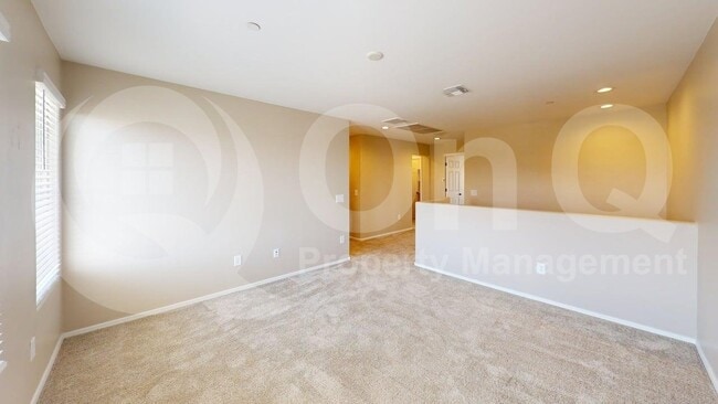 Building Photo - 10587 W Chadwick Dr