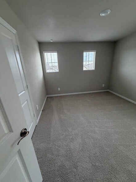 Building Photo - 3419 Copperwood Dr