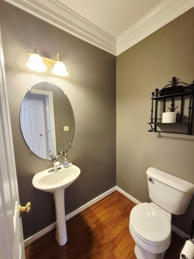 Building Photo - 1563 Providence Knoll Dr