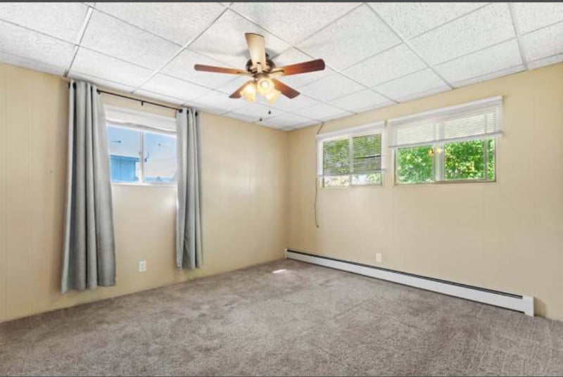 Building Photo - 305 Zuni Dr