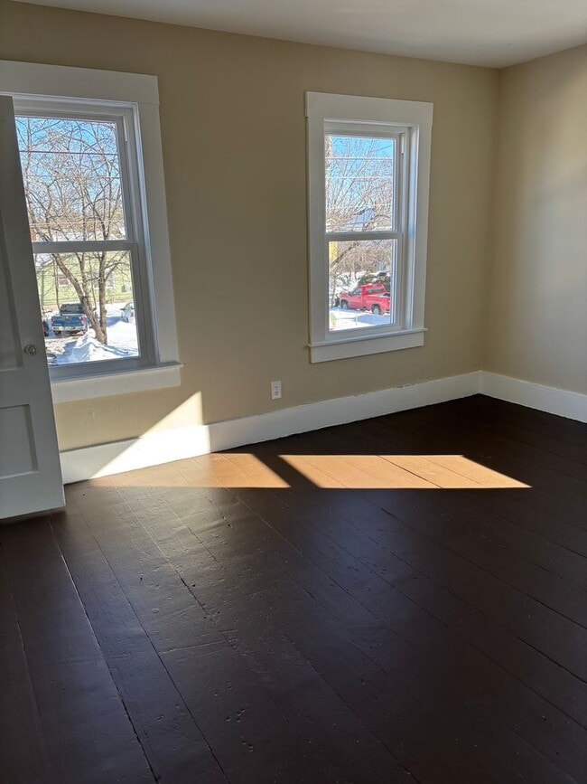 Building Photo - Lopus Lake, LLC-217 Pine Str