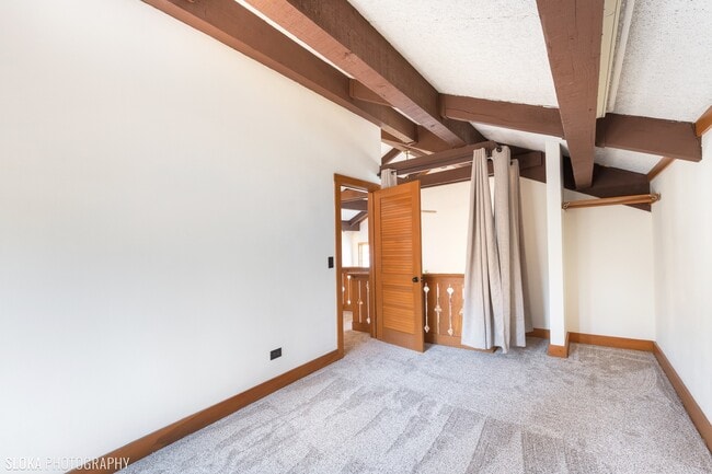 Building Photo - 2712 Ridge Ave