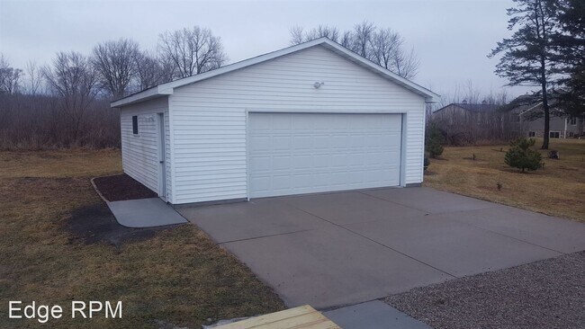 Building Photo - 2 br, 1 bath House - 2735 E Washburn Road